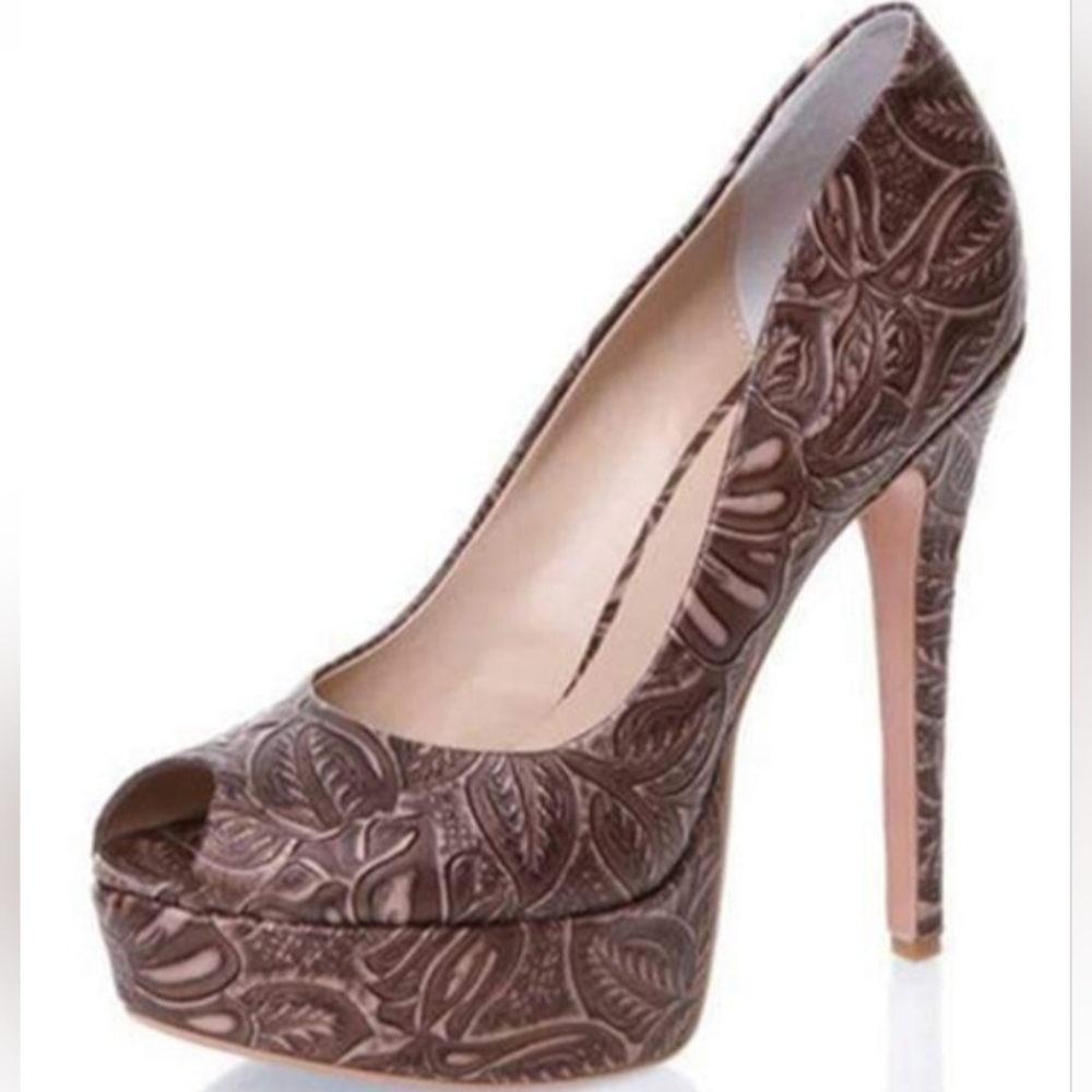 MASCOTTE Geniune Leather High Hell Platform Shoes, size 8.